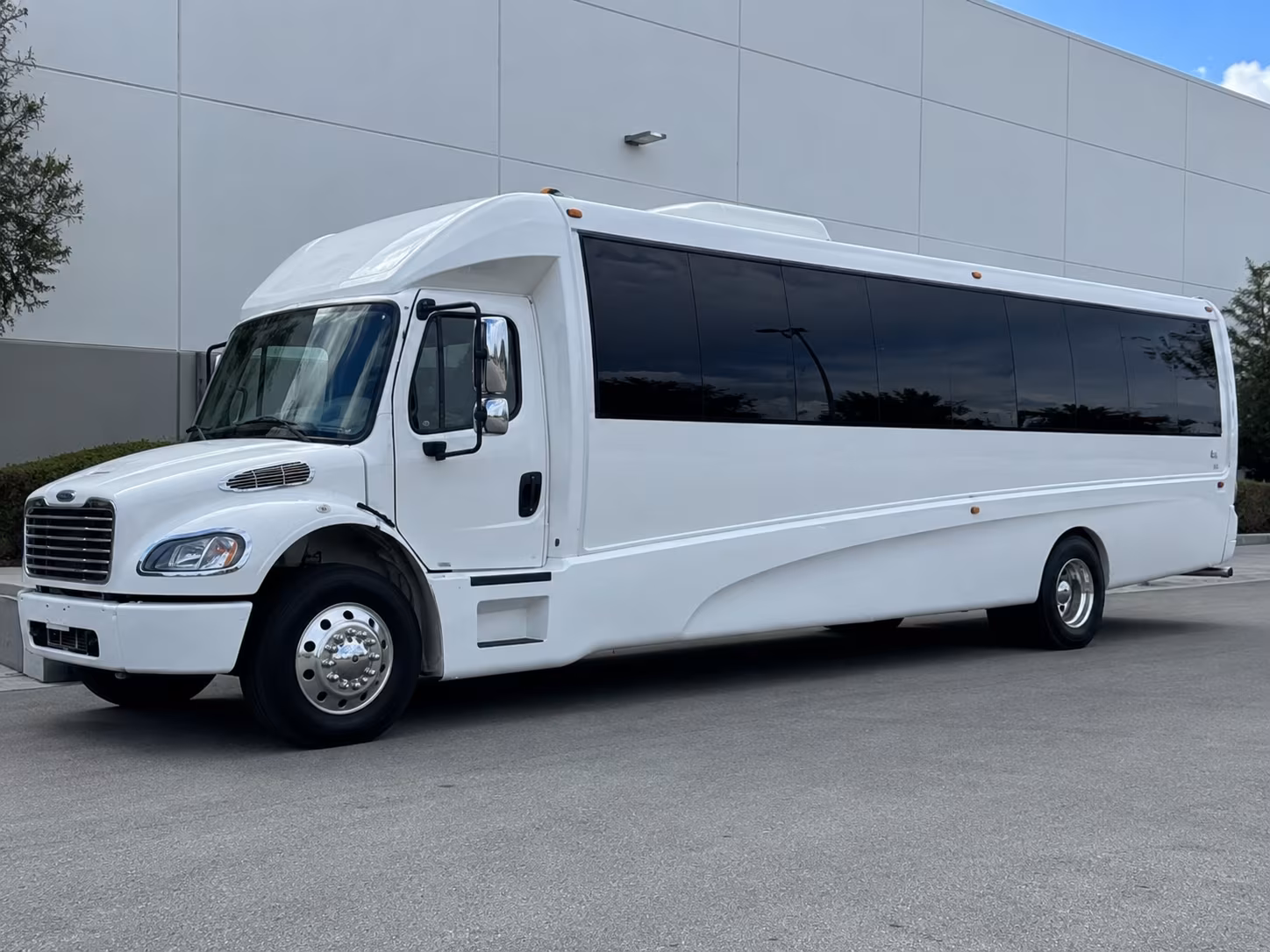 birthday bus rentals for kids parties and teen celebrations in santa rosa