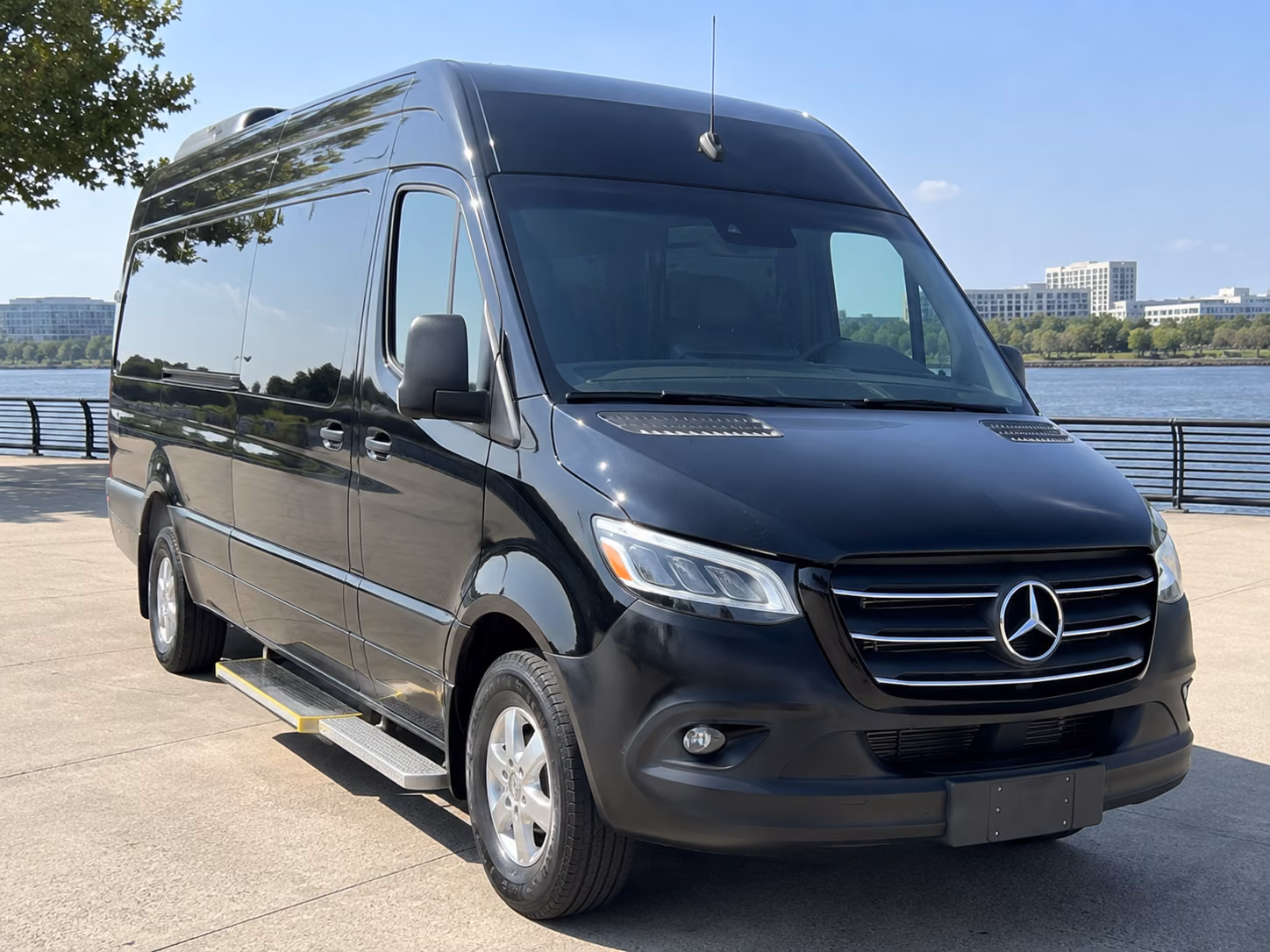 book a bus for your next prom 3