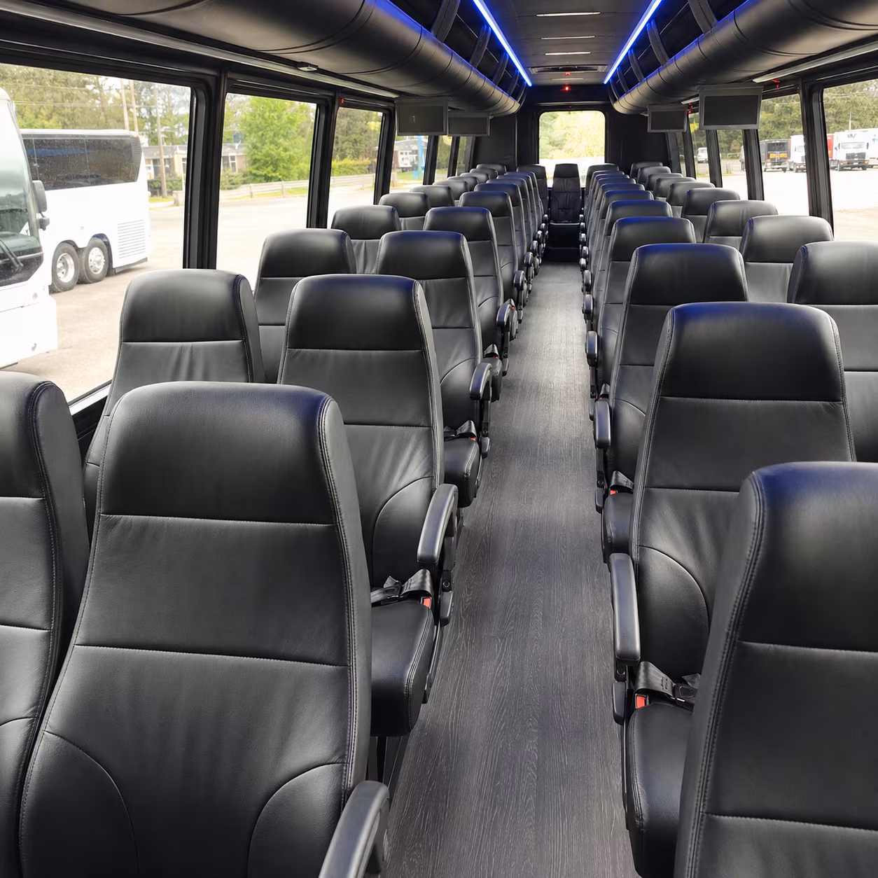 book a bus for your next wine tour 1