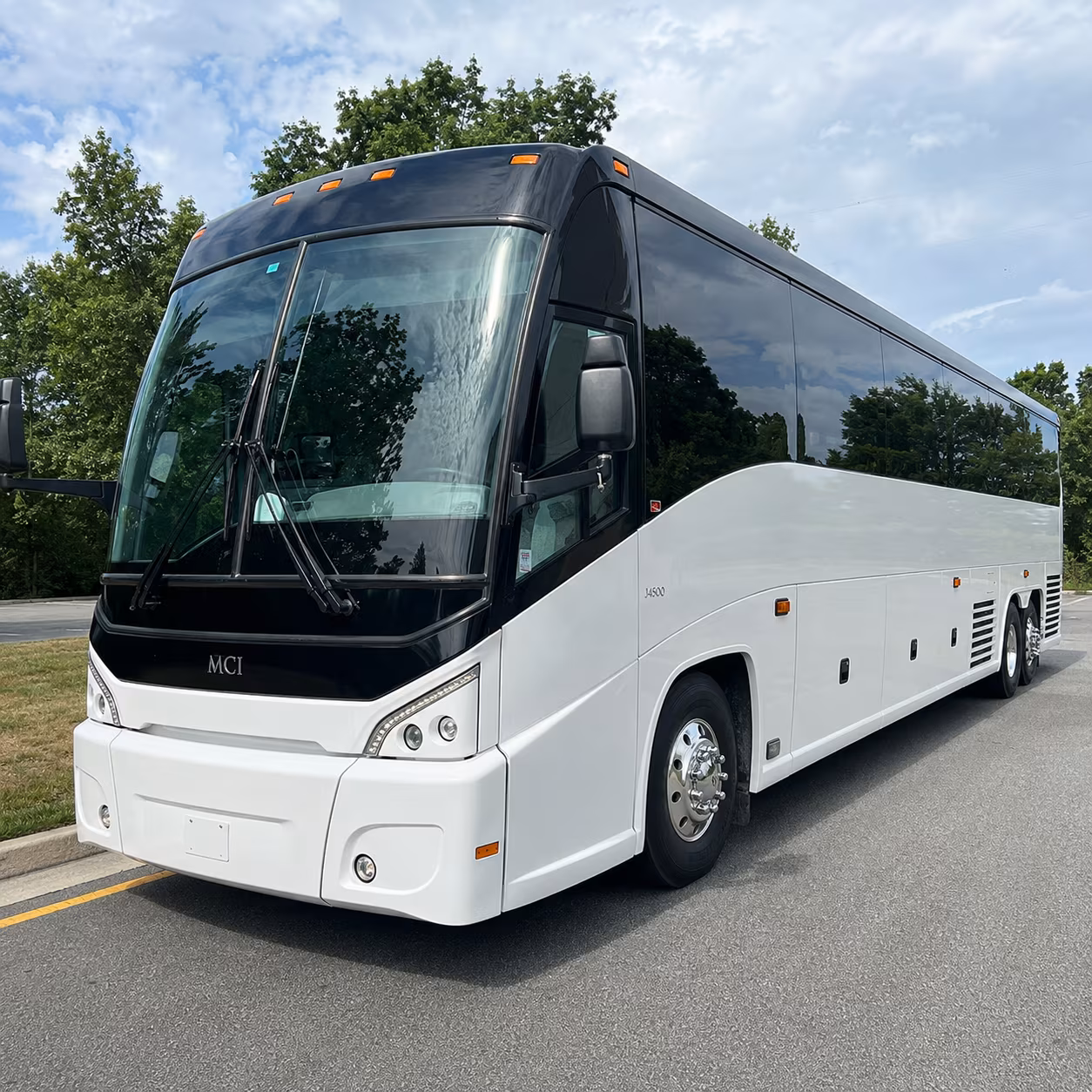 charter buses for corporate wine tour groups in the alexander valley